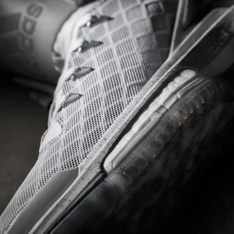 derrick-rose-6-shoe-adidas-017