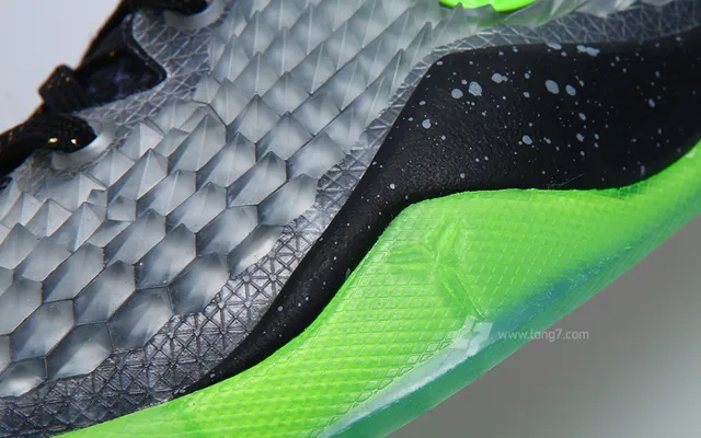 kobe-8-ss-03