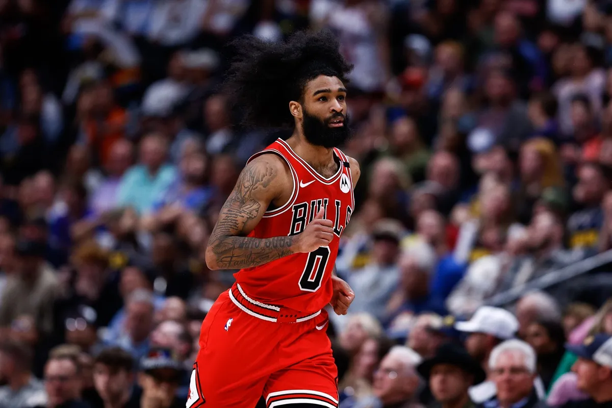 Coby White (Bulls) contre les Nuggets