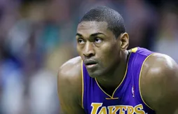 Metta World Peace attend le coup de fil des Lakers