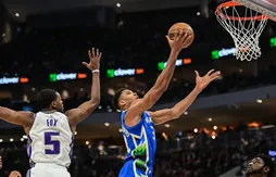 Giannis Antetokounmpo et Jrue Holiday font craquer les Kings