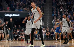 Victor Wembanyama (41 points, 18 rebonds) surclasse les Warriors