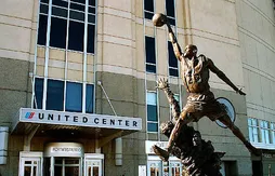 Scottie Pippen aura son buste au United Center