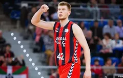Davis Bertans avec les Spurs la saison prochaine