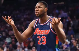 Charles Bassey s’engage à San Antonio