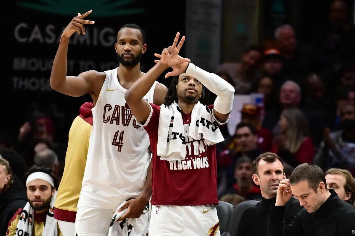 Darius Garland et Evan Mobley