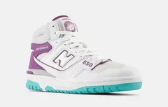 La New Balance 650 emprunte les couleurs des Hornets