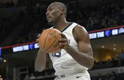 Le Thunder densifie sa raquette avec Bismack Biyombo
