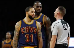 Deron Williams hésite encore entre une retraite dorée et un retour en NBA