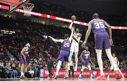 Retrouvailles très compliquées pour Deandre Ayton face aux Suns