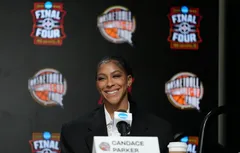 Candace Parker fière d’entrer au Hall of Fame avec son idole