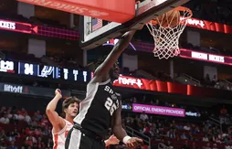 Sidy Cissoko se montre dans la défaite des Spurs