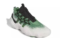 Une Trae 3 « Preloved Green » au pied du sapin