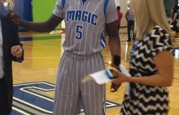 Le Orlando Magic dévoile son nouveau maillot à manches