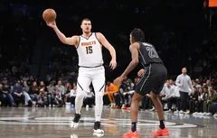 Toujours dans la douleur, les Nuggets enchaînent à Brooklyn