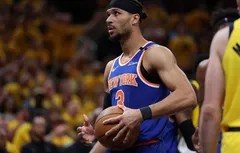 Josh Hart opéré du doigt