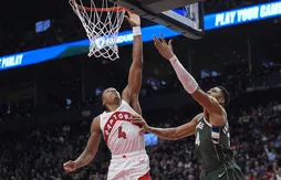 Scottie Barnes marque aussi des points en défense