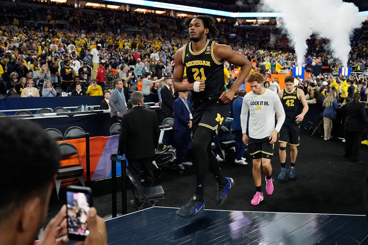 Morez Johnson Jr avec Michigan