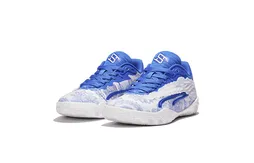 La Stewie 3 rend hommage à Paris