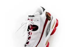 Reebok ranime la première chaussure d’Allen Iverson