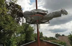 Concours de planking : près de 1 000 inscrits