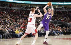 Luka Doncic fait la totale aux Bulls