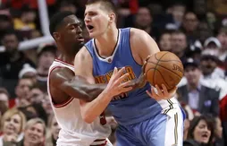 En triple double, Nikola Jokic donne le tournis aux Bulls
