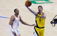 Pourquoi TJ McConnell a-t-il si peu joué en quatrième quart-temps ?