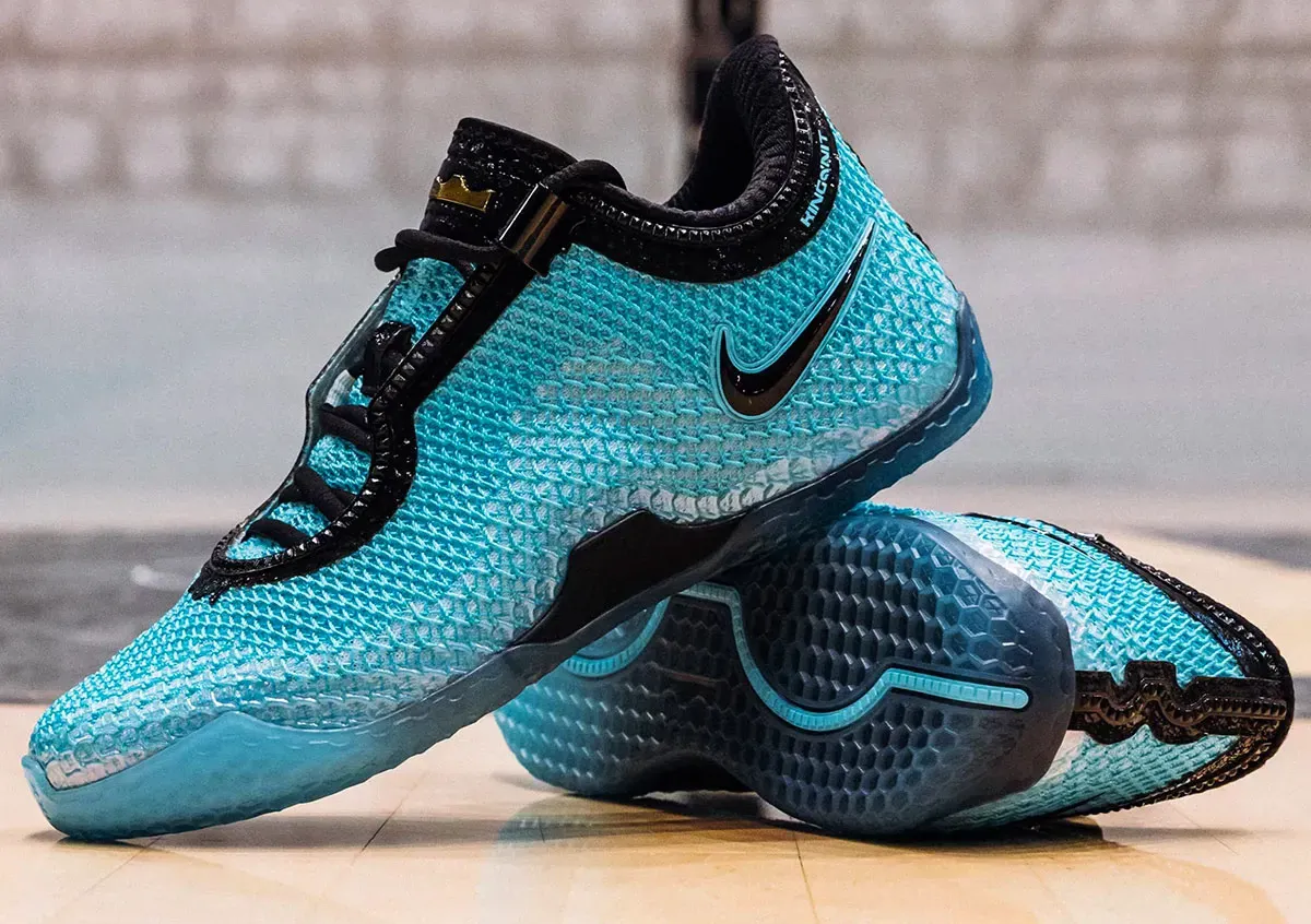 La LeBron 24 est la chaussure la plus légère de la gamme de LeBron James