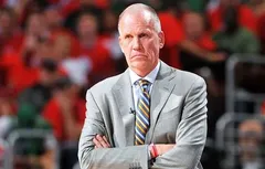 Doug Collins nommé conseiller chez les Bulls