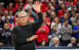 NCAA | Le coach d’UConn devient le plus victorieux de l’histoire