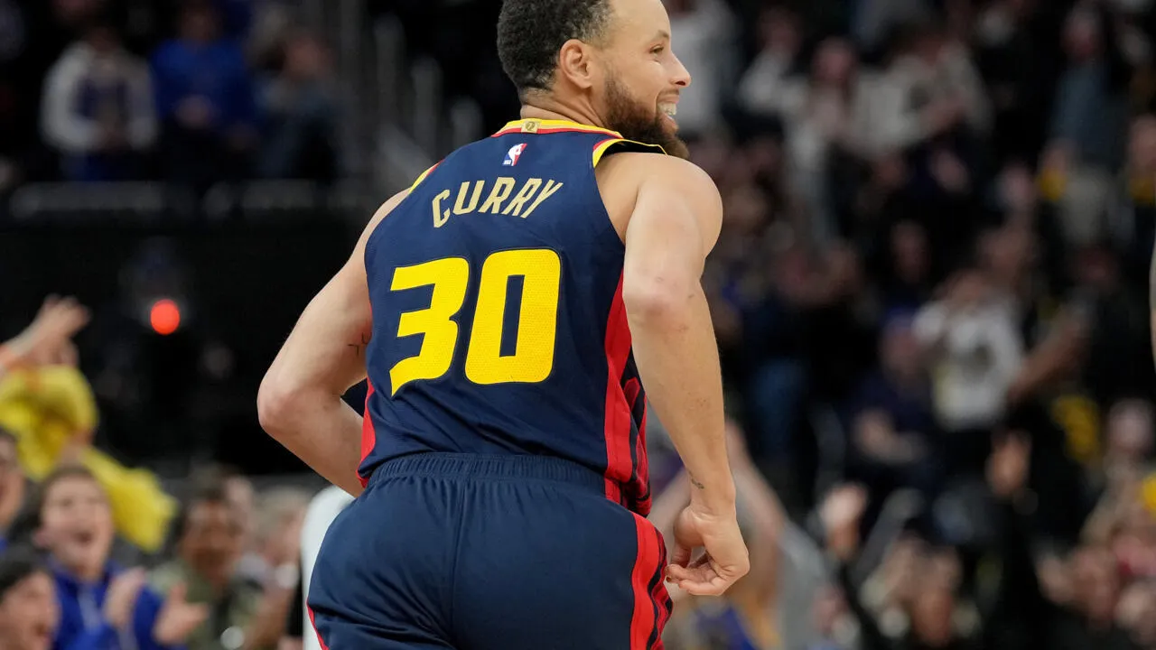 Stephen Curry à 4 000 tirs à 3-points