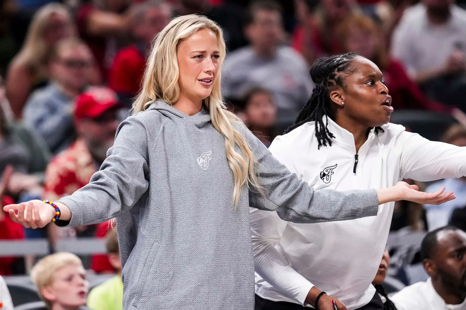 Sophie Cunningham avec l'Indiana Fever