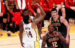 Après neuf défaites, les Lakers se défoulent sur les Hawks