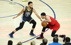 Stephen Curry : “C’est une soirée parfaite, mon frère a bien joué et on a gagné”