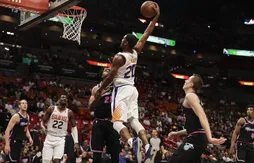 Les Suns gagnent enfin un match !