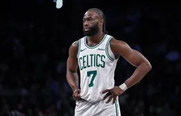 Malgré son genou, Jaylen Brown signe enfin un bon match