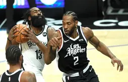 Avec les nouvelles règles, les arbitres veulent mettre fin aux tricheries de certains attaquants