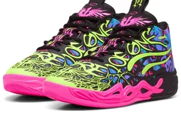 Un LaMelo Ball dunkeur sur la MB.04 “Heem”