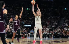 Caitlin Clark et Kelsey Mitchell entrent dans l’histoire, Indiana enchaîne
