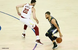 Un Stephen Curry historique écœure les Cavs