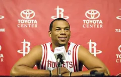Les Rockets votent Chuck Hayes