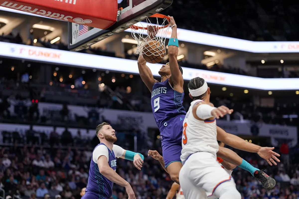 Wendell Moore Jr (Hornets) contre les Knicks