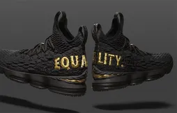 Nike et LeBron James offrent des chaussures pour prôner l’égalité