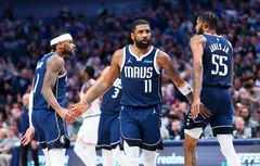 Kyrie Irving (44 points) fait tomber les Knicks !