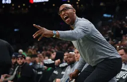Avant chaque match, Sam Cassell défie Jaylen Brown en 1-contre-1