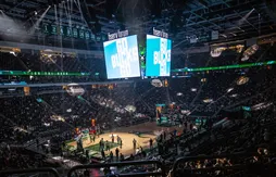 Le Fiserv Forum (presque) à guichets fermés pour la suite des playoffs