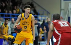 Draft : les Français Isaia Cordinier et Petr Cornelie préfèrent patienter