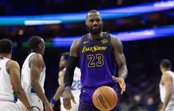 Anthony Davis se blesse et les Lakers sombrent à Philadelphie