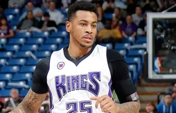 Les Lakers testent quatre joueurs